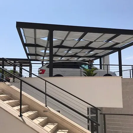 아파트 Gazebo