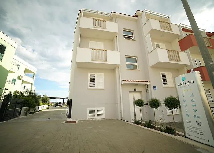 Gazebo Trogir